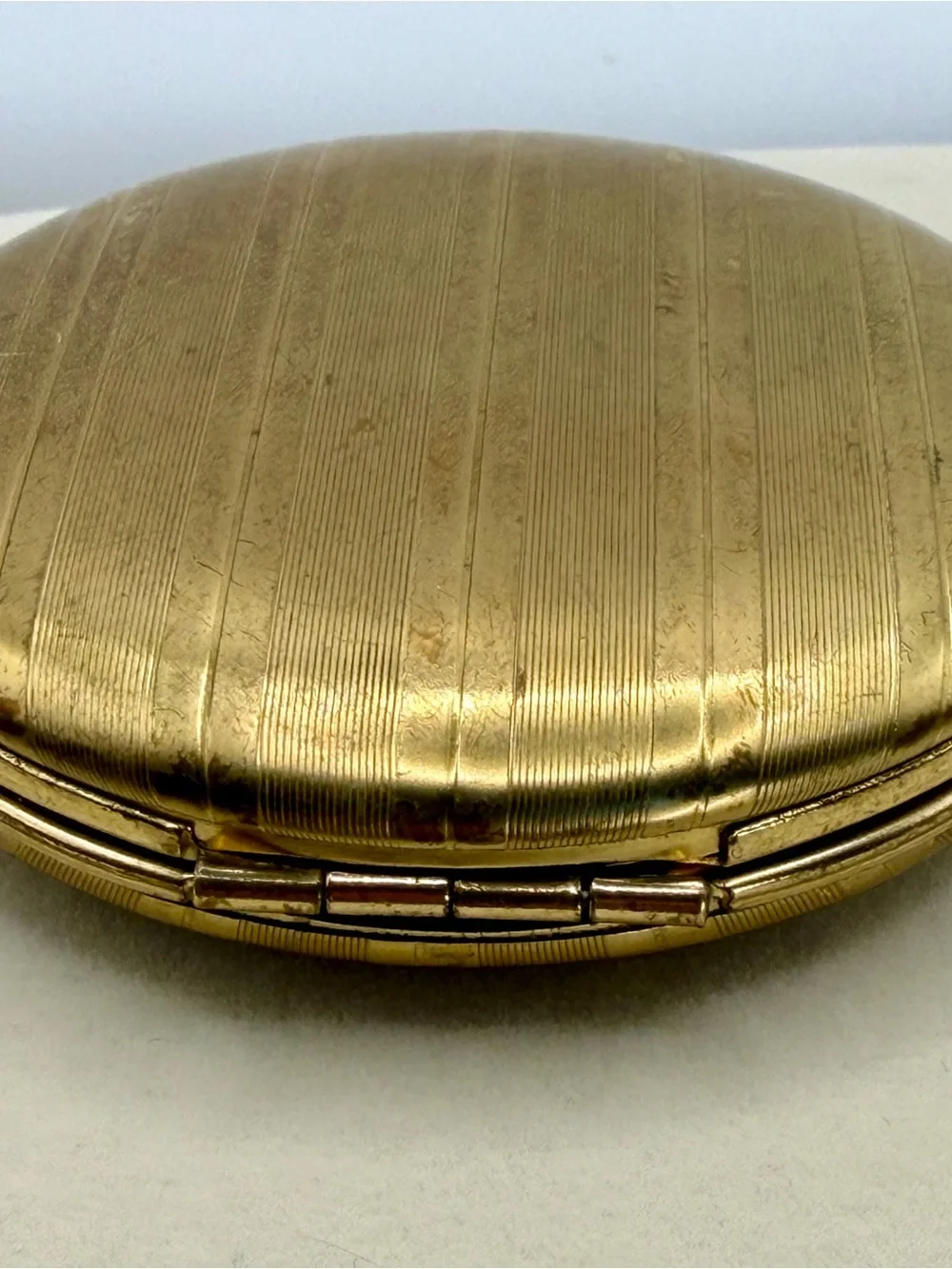 Vintage Merle Norman Gold Striped Powder Compact with Mirror